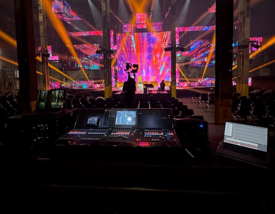 Grootschalige eventproductie met LED-schermen